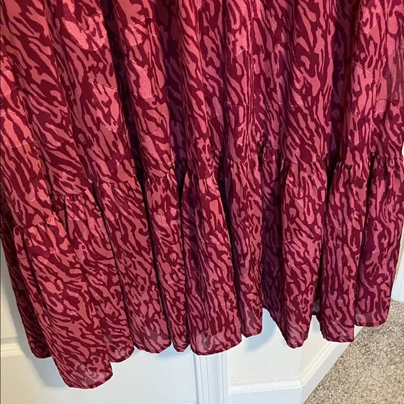 Simply Vera - Elegant Pink Patterned Dress by Vera Wang - Picture 5 of 6